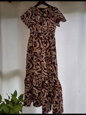 Anthropologie Brown and Cream Swirl Midi Dress